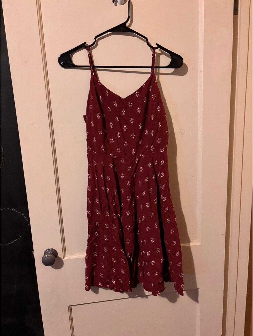 Old Navy burgundy printed spaghetti strap dress Medium
